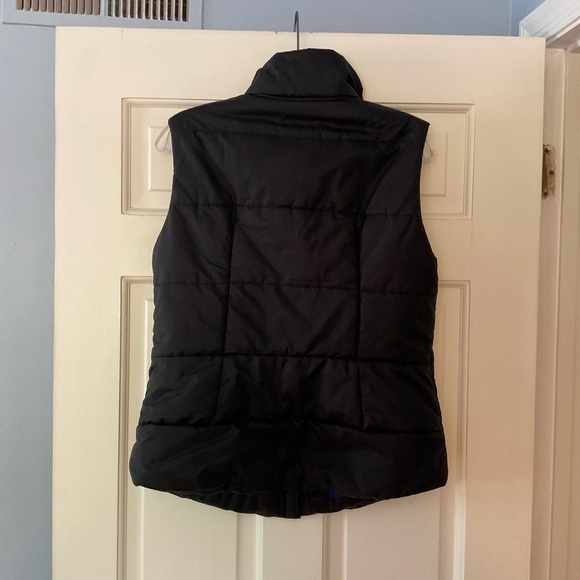 REI Insulated Puffer Vest Black Zip Front Women’s Size S Outdoor Hiking Camping - Picture 5 of 8